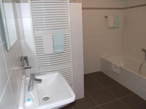 Well'In Hotel Wellin Εξωτερικό φωτογραφία
